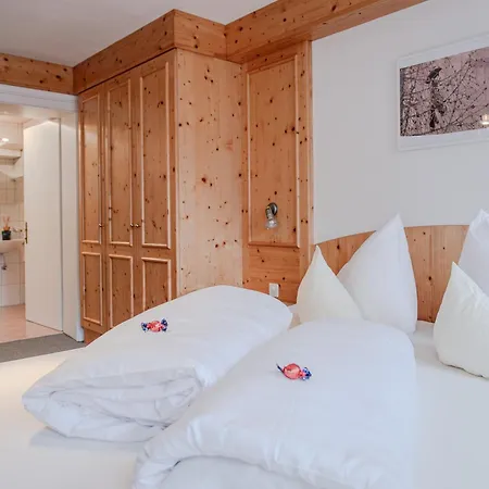 Hotel Garni Bergsonne Samnaun
